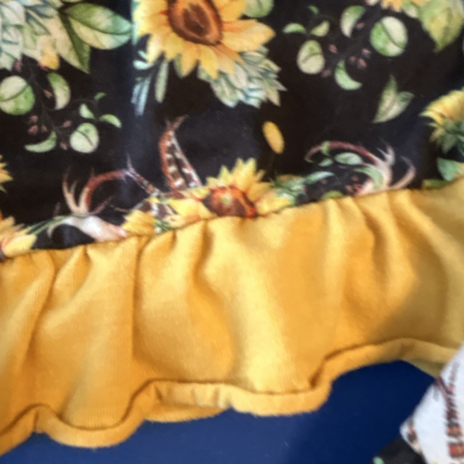 Girls 2T 2-Piece Sunflower Floral Striped Ruffle Top & Pants Set