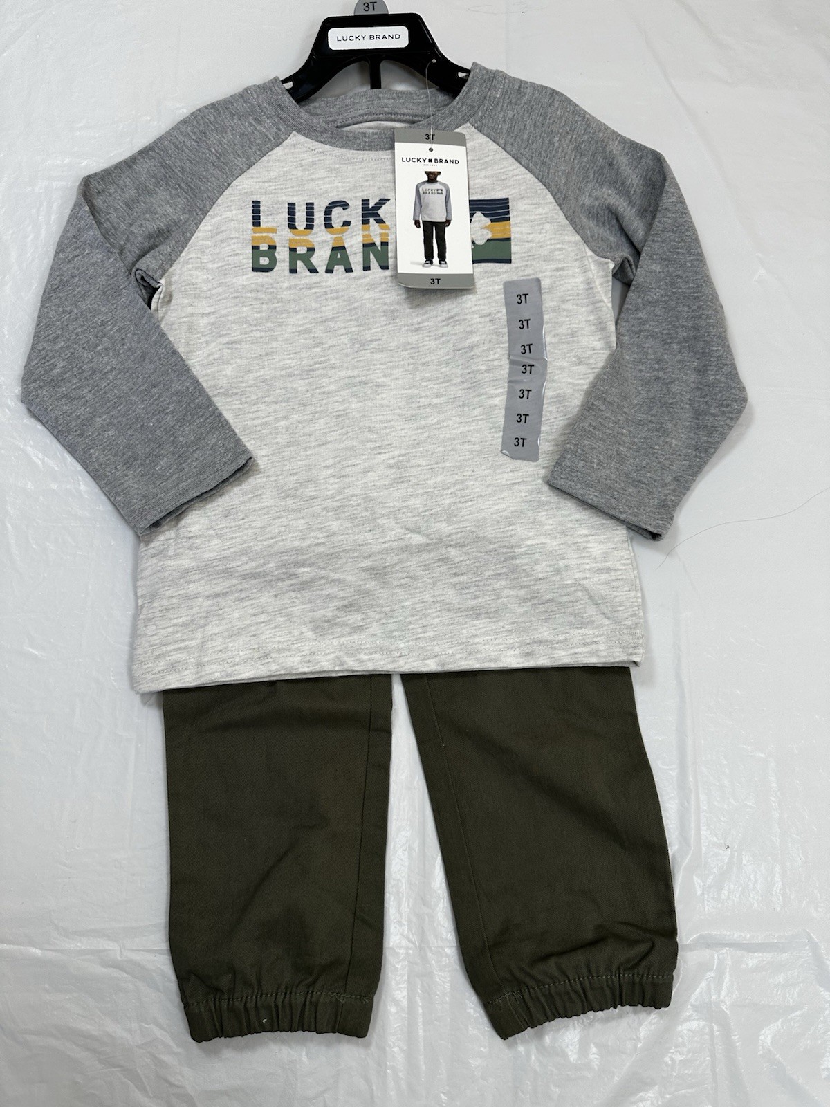 NWT Lucky Brand Boy’s 2 Piece Set Size 3T Long Sleeve Gray/Olive