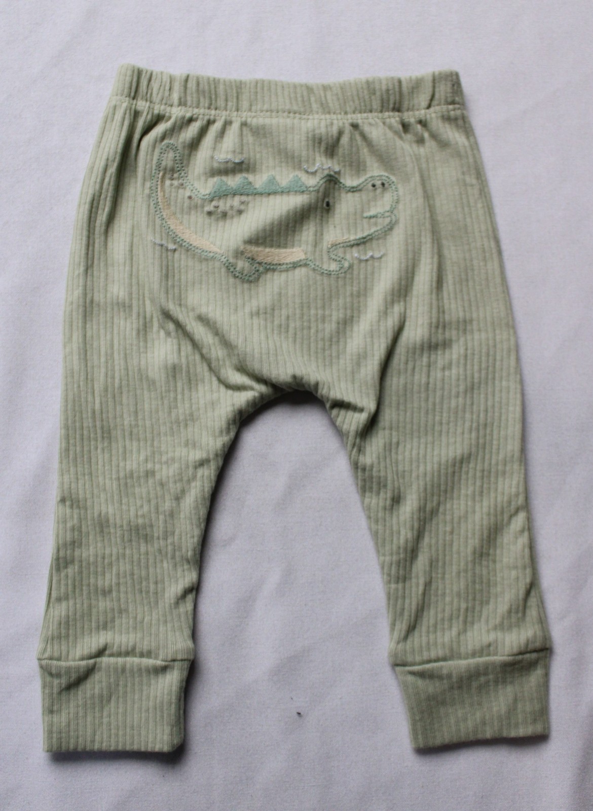 Carter’s Baby Boy’s 3 Piece Bodysuit And Pants Set EJ3 Multicolor Size 6M NWT