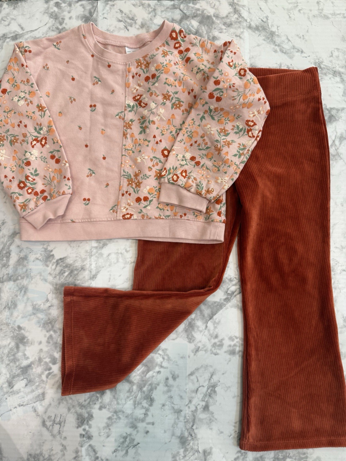 Carter’s Girls Sweatshirt 4T Cynthia Rowley Stretch Pants Pull On 3-4 Yrs Lot