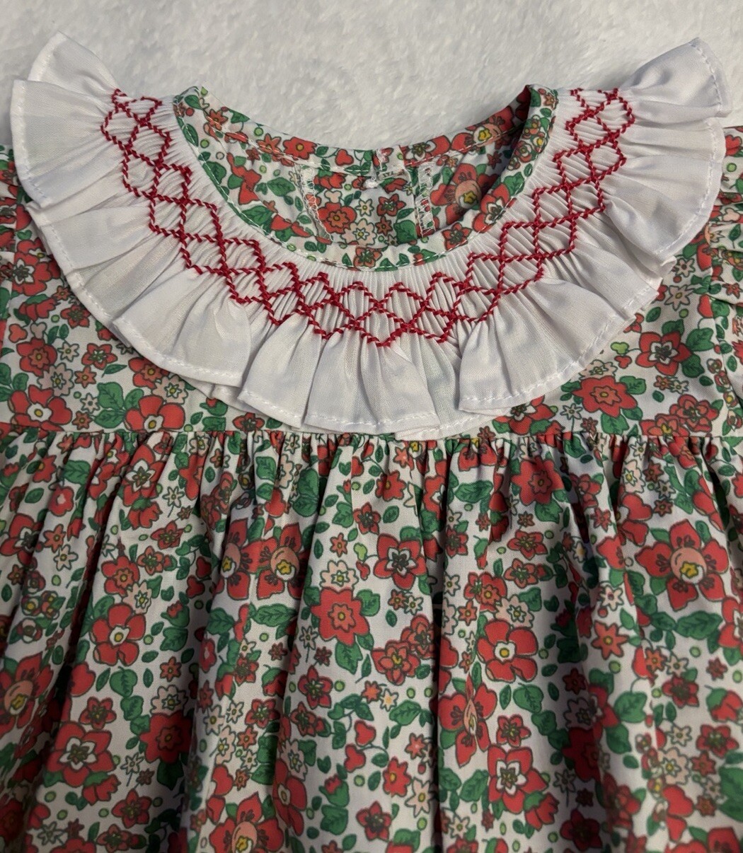 Girls NWT Southern Smocked Co Smocked Dress Set Bloomers Free Bow 9 Months