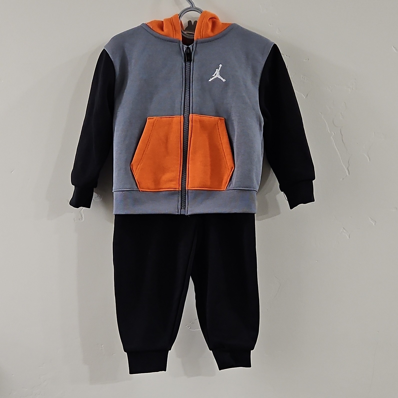 Jordan 2-Piece Outfit 18M Black Orange Gray Jacket & Pants Sports Theme Zip