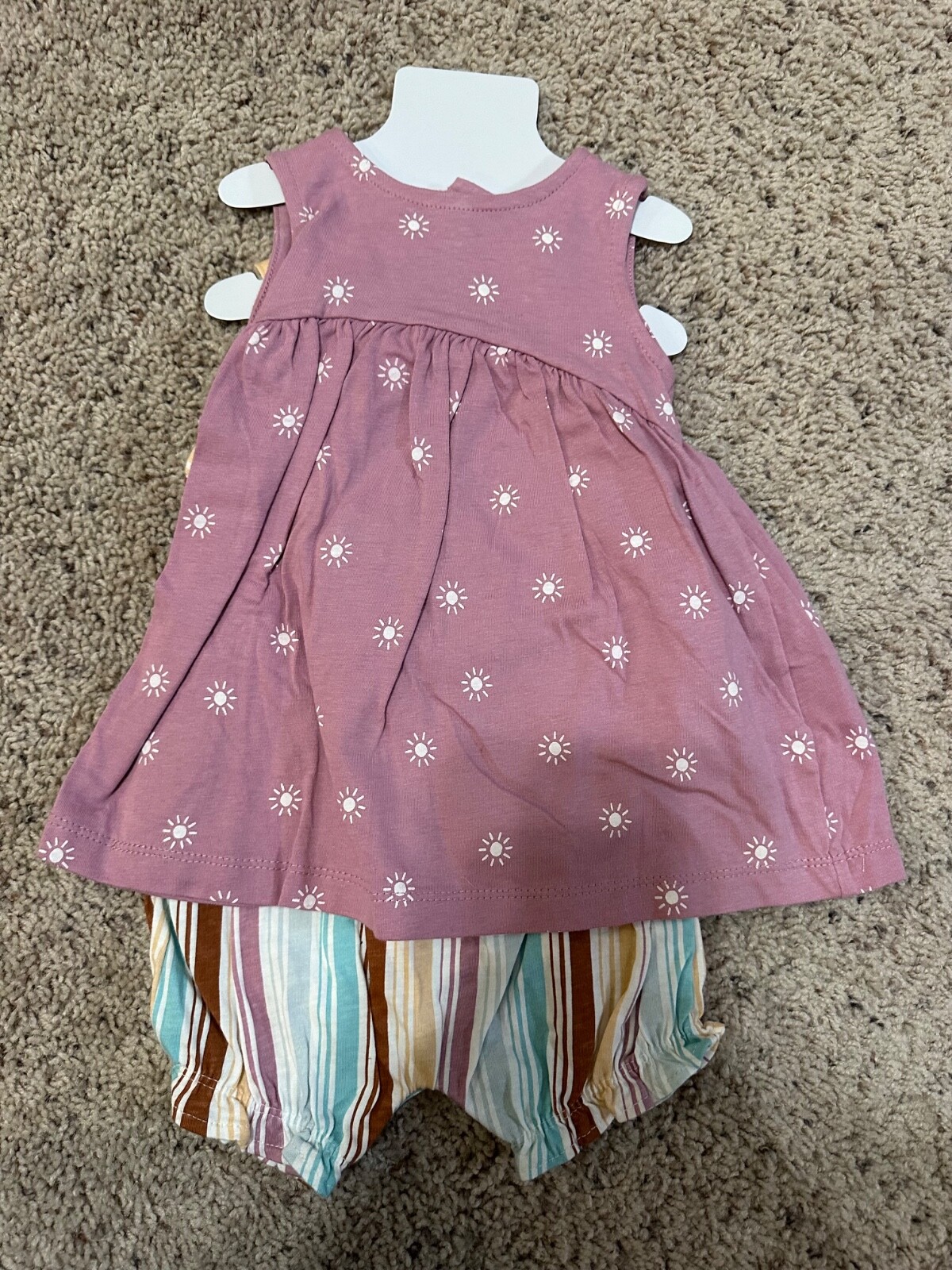 carter’s baby girl 3 pieces set size 6 months