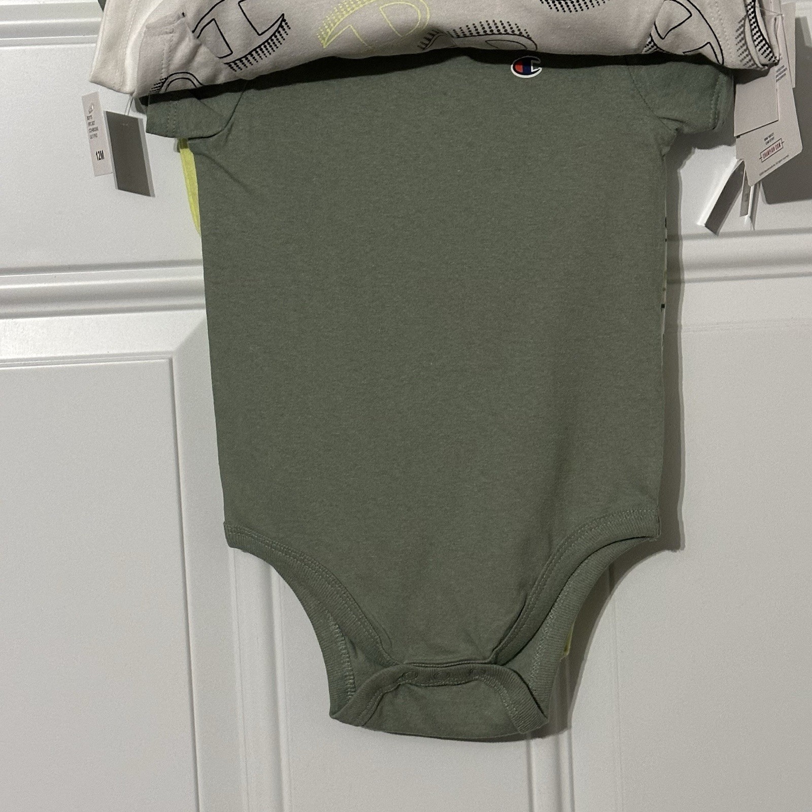 NEW!! Champion Baby Infant 5 Piece Bodysuits Set Size 12M Green White Printed